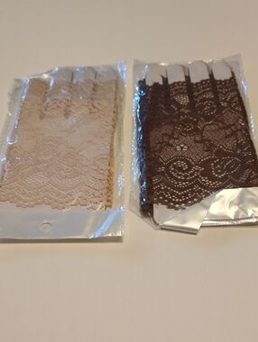 2 Lace Fingerless Gloves - Beige and Brown NWOT